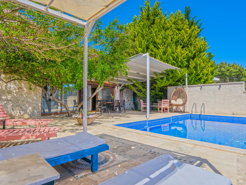  gece  -  Kasım
  | Kalkan Üzümlü'de Çocuk Havuzlu, Deniz Manzaralı 6 Kişilik Villa